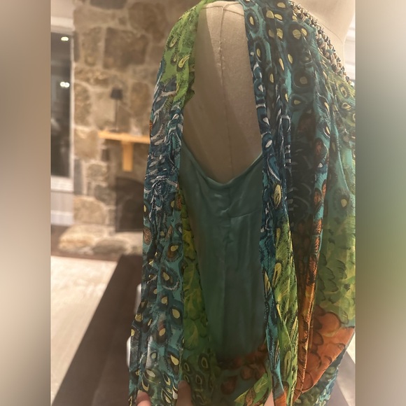 Off the shoulder, Monique Leshman dress - Picture 3 of 7